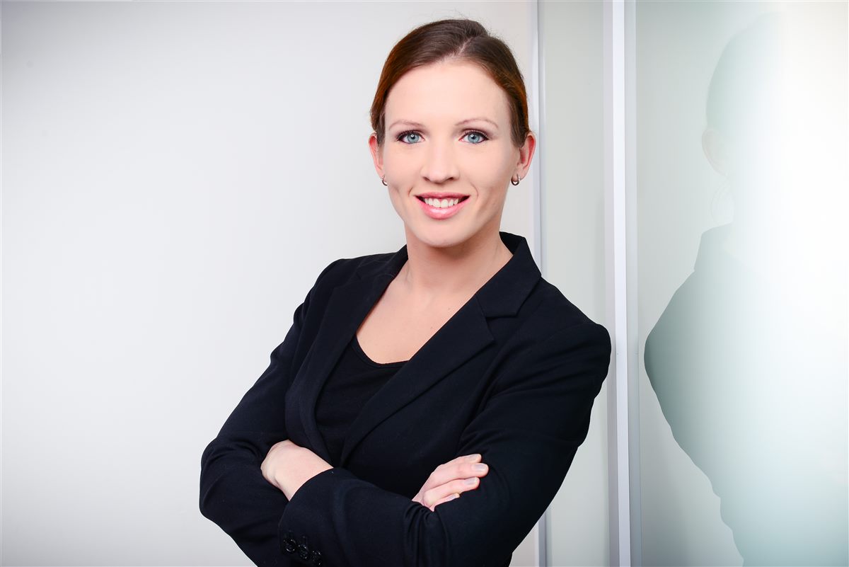 Marika Pixken, Sachverständige für Waffentechnik